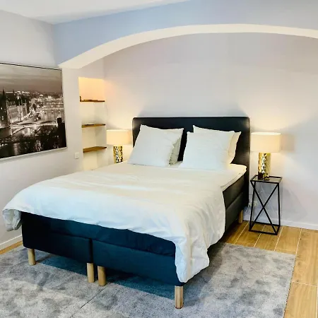 ヴィラ With Magic View Of Bay Of Tropez サントロペ