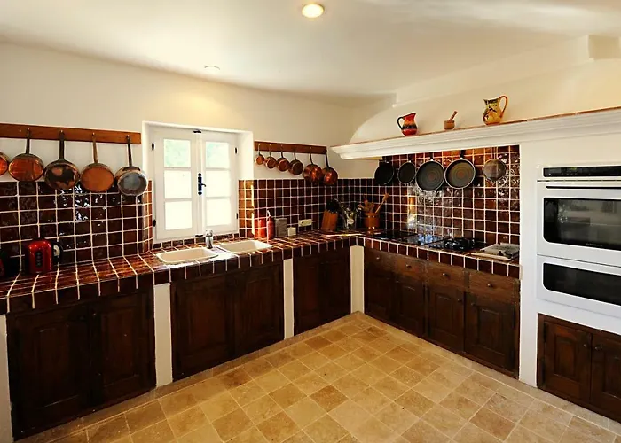 With Magic View Of Bay Of Tropez Vila *